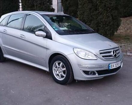 Серый Мерседес Б-класс, объемом двигателя 1.7 л и пробегом 201 тыс. км за 5000 $, фото 1 на Automoto.ua