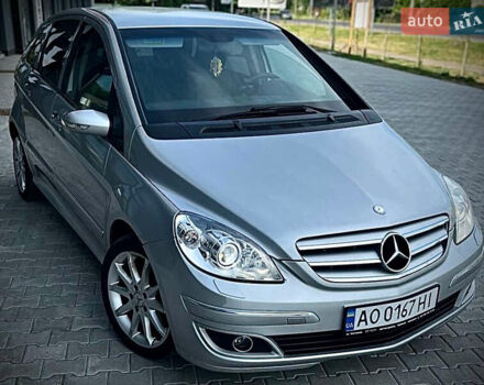 Сірий Мерседес Б-клас, об'ємом двигуна 1.99 л та пробігом 220 тис. км за 6300 $, фото 1 на Automoto.ua