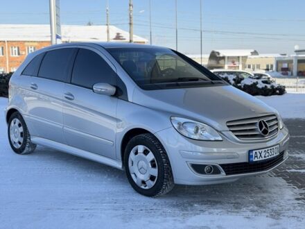 Серый Мерседес Б-класс, объемом двигателя 2 л и пробегом 226 тыс. км за 7200 $, фото 1 на Automoto.ua