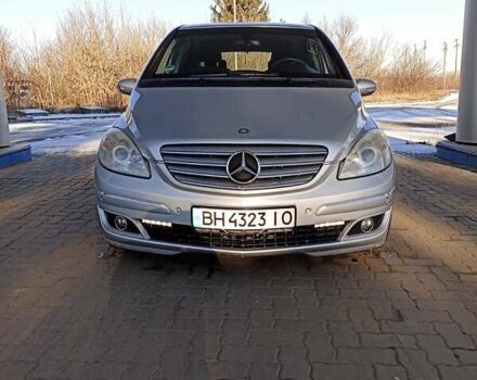 Серый Мерседес Б-класс, объемом двигателя 2 л и пробегом 245 тыс. км за 6700 $, фото 1 на Automoto.ua