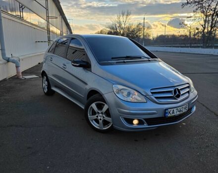 Серый Мерседес Б-класс, объемом двигателя 1.6 л и пробегом 390 тыс. км за 5900 $, фото 1 на Automoto.ua