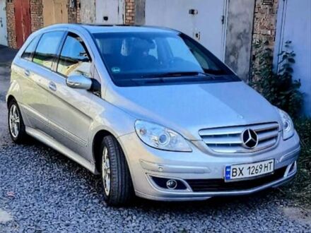 Сірий Мерседес Б-клас, об'ємом двигуна 2 л та пробігом 195 тис. км за 8750 $, фото 1 на Automoto.ua