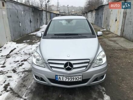 Мерседес Б-класс 2008 в Киеве на Automoto.ua Серый Мерседес Б-класс, объемом двигателя 2.03 л и пробегом 250 тыс. км за 6300 $, фото 1 на Automoto.ua