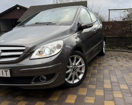 Серый Мерседес Б-класс, объемом двигателя 2.04 л и пробегом 233 тыс. км за 6950 $, фото 1 на Automoto.ua