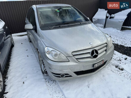 Сірий Мерседес Б-клас, об'ємом двигуна 1.7 л та пробігом 245 тис. км за 6900 $, фото 1 на Automoto.ua