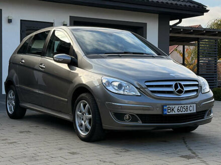 Серый Мерседес Б-класс, объемом двигателя 1.99 л и пробегом 288 тыс. км за 7000 $, фото 1 на Automoto.ua