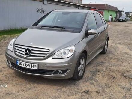 Мерседес Б-класс 2008 в Вараш (Кузнецовск) на Automoto.ua Серый Мерседес Б-класс, объемом двигателя 1.99 л и пробегом 281 тыс. км за 6600 $, фото 1 на Automoto.ua