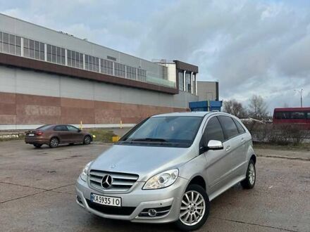 Серый Мерседес Б-класс, объемом двигателя 2 л и пробегом 235 тыс. км за 5500 $, фото 1 на Automoto.ua