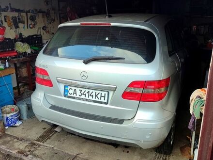 Серый Мерседес Б-класс, объемом двигателя 1.5 л и пробегом 202 тыс. км за 5500 $, фото 1 на Automoto.ua