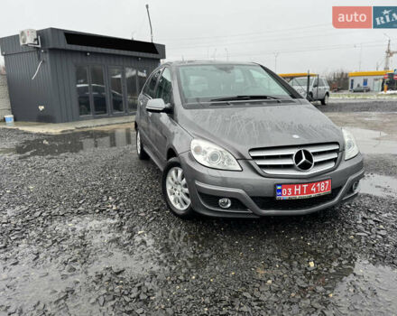 Сірий Мерседес Б-клас, об'ємом двигуна 1.7 л та пробігом 219 тис. км за 8250 $, фото 1 на Automoto.ua