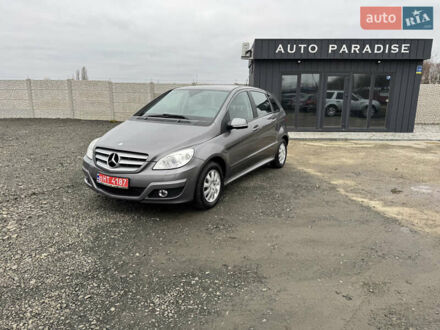 Серый Мерседес Б-класс, объемом двигателя 1.7 л и пробегом 219 тыс. км за 7900 $, фото 1 на Automoto.ua