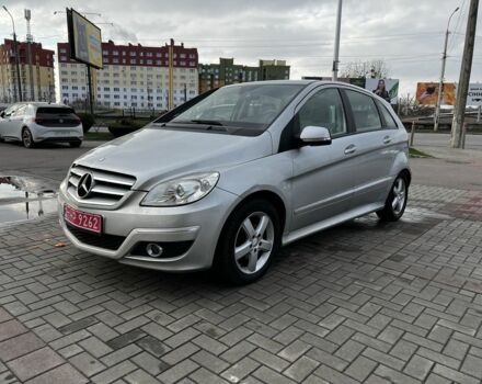 Серый Мерседес Б-класс, объемом двигателя 1.7 л и пробегом 139 тыс. км за 6990 $, фото 1 на Automoto.ua