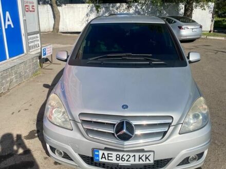 Мерседес Б-клас 2010 у Дніпро (Дніпропетровську) на Automoto.ua Сірий Мерседес Б-клас, об'ємом двигуна 1.7 л та пробігом 161 тис. км за 8400 $, фото 1 на Automoto.ua