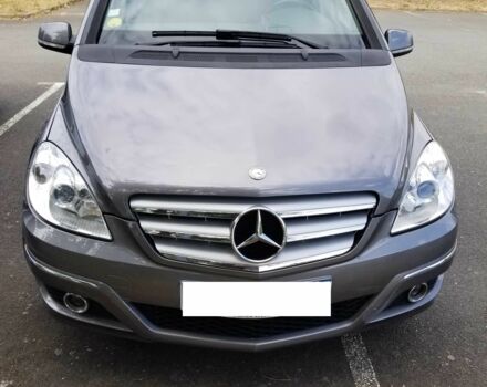 Сірий Мерседес Б-клас, об'ємом двигуна 2 л та пробігом 253 тис. км за 8187 $, фото 1 на Automoto.ua