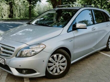 Мерседес Б-класс 2012 в Луцке на Automoto.ua Серый Мерседес Б-класс, объемом двигателя 1.8 л и пробегом 254 тыс. км за 9200 $, фото 1 на Automoto.ua