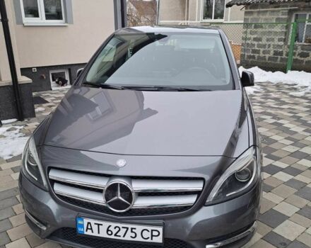 Серый Мерседес Б-класс, объемом двигателя 1.8 л и пробегом 80 тыс. км за 12800 $, фото 1 на Automoto.ua