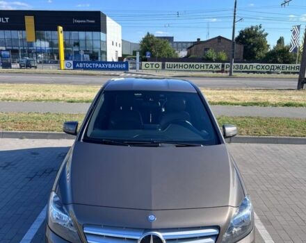 Сірий Мерседес Б-клас, об'ємом двигуна 1.6 л та пробігом 209 тис. км за 9999 $, фото 1 на Automoto.ua