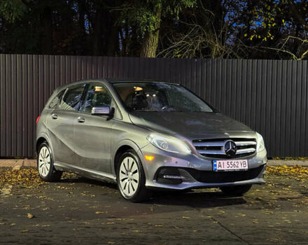 Серый Мерседес Б-класс, объемом двигателя 0 л и пробегом 47 тыс. км за 12400 $, фото 1 на Automoto.ua