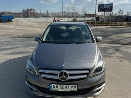 Серый Мерседес Б-класс, объемом двигателя 0 л и пробегом 57 тыс. км за 11500 $, фото 1 на Automoto.ua