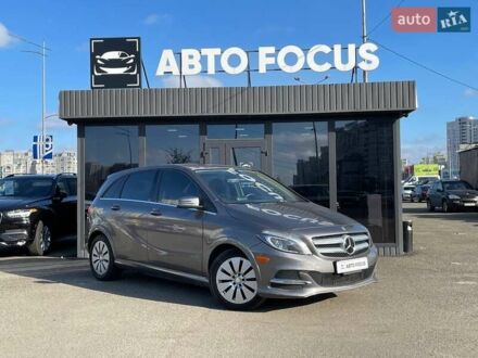 Сірий Мерседес Б-клас, об'ємом двигуна 0 л та пробігом 59 тис. км за 8690 $, фото 1 на Automoto.ua