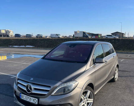 Серый Мерседес Б-класс, объемом двигателя 0 л и пробегом 104 тыс. км за 9200 $, фото 1 на Automoto.ua