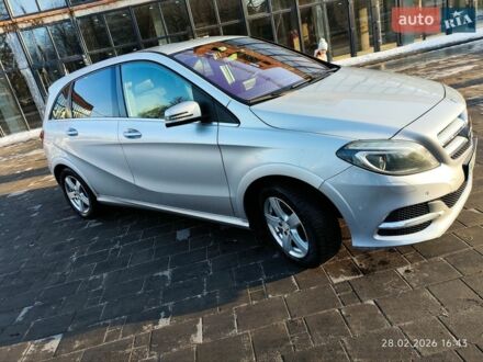 Серый Мерседес Б-класс, объемом двигателя 0 л и пробегом 188 тыс. км за 8900 $, фото 1 на Automoto.ua