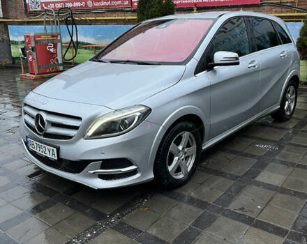 Серый Мерседес Б-класс, объемом двигателя 0 л и пробегом 104 тыс. км за 12700 $, фото 1 на Automoto.ua