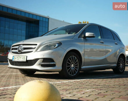 Серый Мерседес Б-класс, объемом двигателя 0 л и пробегом 185 тыс. км за 10200 $, фото 1 на Automoto.ua