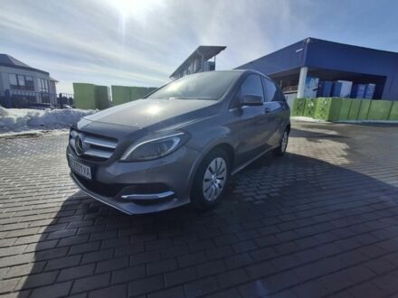 Серый Мерседес Б-класс, объемом двигателя 0 л и пробегом 94 тыс. км за 9850 $, фото 1 на Automoto.ua