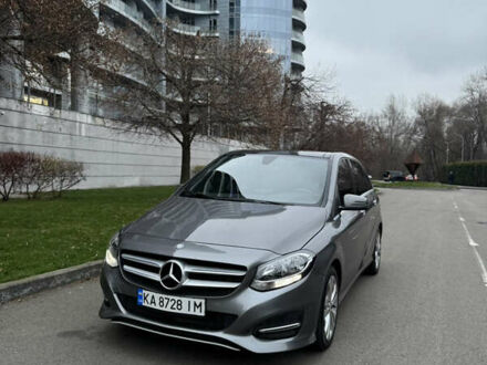 Сірий Мерседес Б-клас, об'ємом двигуна 1.99 л та пробігом 98 тис. км за 15000 $, фото 1 на Automoto.ua