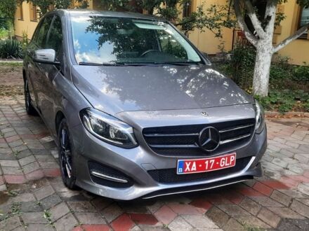Сірий Мерседес Б-клас, об'ємом двигуна 0 л та пробігом 230 тис. км за 13950 $, фото 1 на Automoto.ua