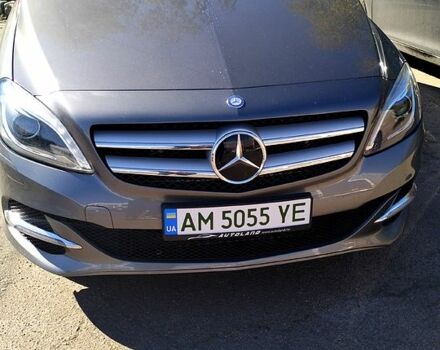 Серый Мерседес Б-класс, объемом двигателя 0 л и пробегом 134 тыс. км за 13000 $, фото 1 на Automoto.ua