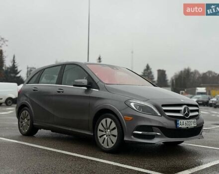 Сірий Мерседес Б-клас, об'ємом двигуна 0 л та пробігом 89 тис. км за 12750 $, фото 1 на Automoto.ua