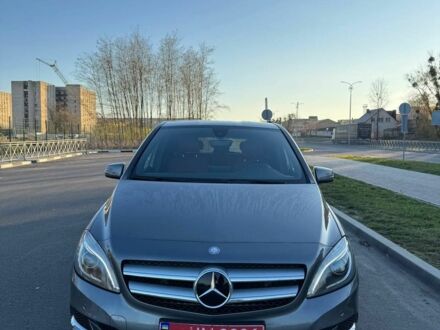 Серый Мерседес Б-класс, объемом двигателя 0 л и пробегом 110 тыс. км за 10499 $, фото 1 на Automoto.ua