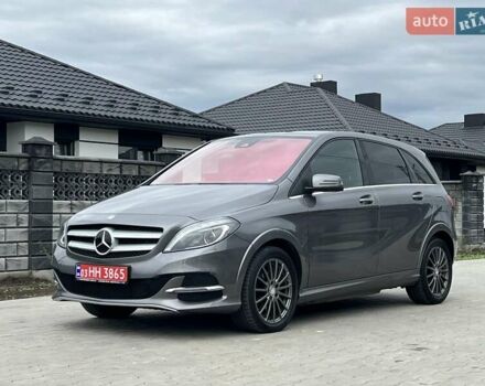 Сірий Мерседес Б-клас, об'ємом двигуна 0 л та пробігом 92 тис. км за 9650 $, фото 1 на Automoto.ua