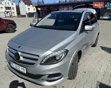 Сірий Мерседес Б-клас, об'ємом двигуна 0 л та пробігом 92 тис. км за 11700 $, фото 1 на Automoto.ua