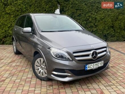 Сірий Мерседес Б-клас, об'ємом двигуна 0 л та пробігом 72 тис. км за 10750 $, фото 1 на Automoto.ua