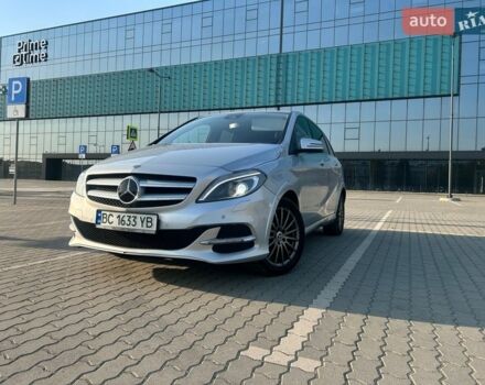 Серый Мерседес Б-класс, объемом двигателя 0 л и пробегом 98 тыс. км за 9900 $, фото 1 на Automoto.ua