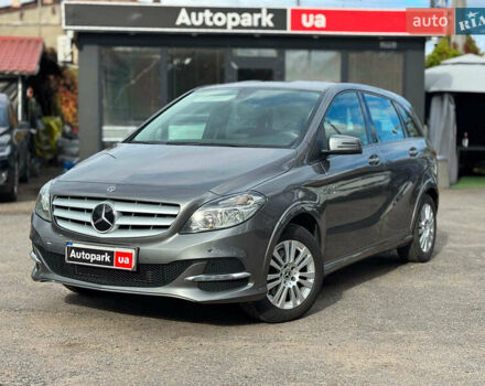Сірий Мерседес Б-клас, об'ємом двигуна 2 л та пробігом 149 тис. км за 14480 $, фото 1 на Automoto.ua