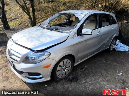 Сірий Мерседес Б-клас, об'ємом двигуна 28 л та пробігом 0 тис. км за 4999 $, фото 1 на Automoto.ua