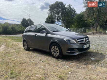 Серый Мерседес Б-класс, объемом двигателя 0 л и пробегом 65 тыс. км за 9300 $, фото 1 на Automoto.ua