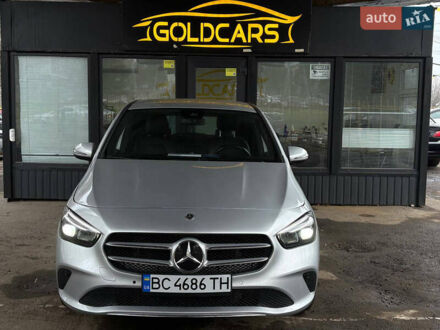 Сірий Мерседес Б-клас, об'ємом двигуна 1.3 л та пробігом 52 тис. км за 18000 $, фото 1 на Automoto.ua