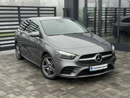 Серый Мерседес Б-класс, объемом двигателя 2 л и пробегом 50 тыс. км за 30500 $, фото 1 на Automoto.ua