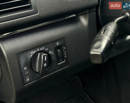 Синій Мерседес Б-клас, об'ємом двигуна 2 л та пробігом 235 тис. км за 7099 $, фото 18 на Automoto.ua