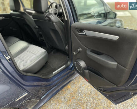 Синій Мерседес Б-клас, об'ємом двигуна 2 л та пробігом 235 тис. км за 7099 $, фото 28 на Automoto.ua