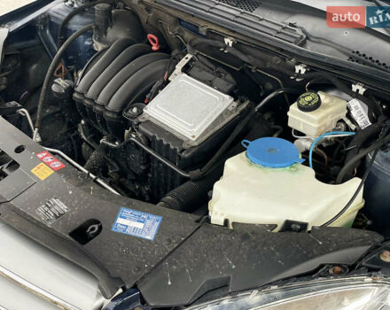 Синій Мерседес Б-клас, об'ємом двигуна 2 л та пробігом 235 тис. км за 7099 $, фото 40 на Automoto.ua