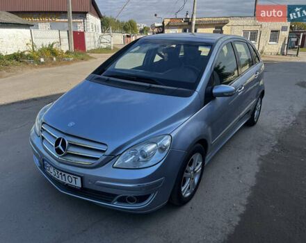 Синий Мерседес Б-класс, объемом двигателя 2.04 л и пробегом 181 тыс. км за 6000 $, фото 1 на Automoto.ua