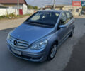Синий Мерседес Б-класс, объемом двигателя 2.04 л и пробегом 181 тыс. км за 6000 $, фото 1 на Automoto.ua