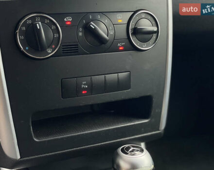 Синій Мерседес Б-клас, об'ємом двигуна 2 л та пробігом 235 тис. км за 7099 $, фото 22 на Automoto.ua