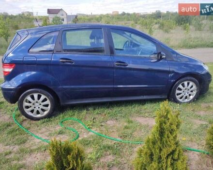 Синій Мерседес Б-клас, об'ємом двигуна 1.7 л та пробігом 163 тис. км за 5000 $, фото 8 на Automoto.ua